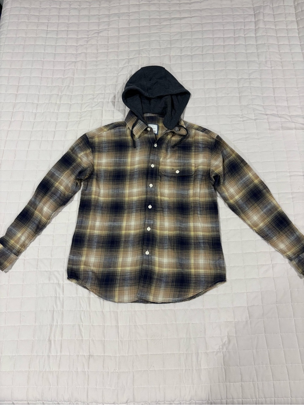 NWT American Eagle Hooded Plaid Flannel Button Front Shirt Men’s Medium Blue Tan